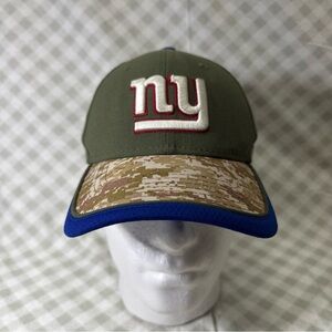 New York Giants Vintage New Era 39Thirty Salute To Service M/L FlexFit Cap Hat